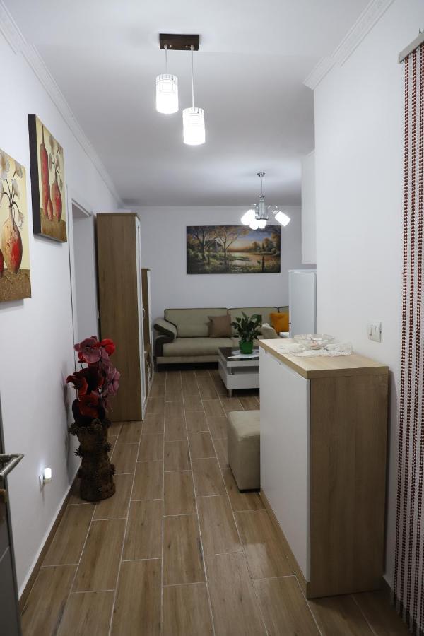 Amelia Apartment